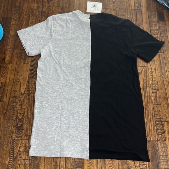 Metallica And Slayer Tee Split Graphic Medium by Polly & Esther Band Tee - Picture 5 of 5